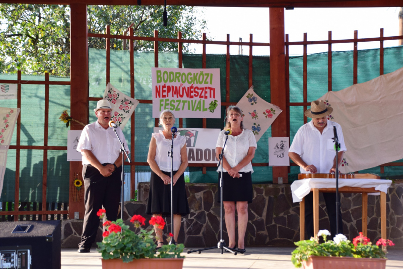 Folklórny festivál - Bodrogközi Népművészeti Fesztivál