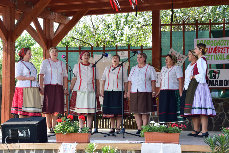 Folklórny festivál - Bodrogközi Népművészeti Fesztivál