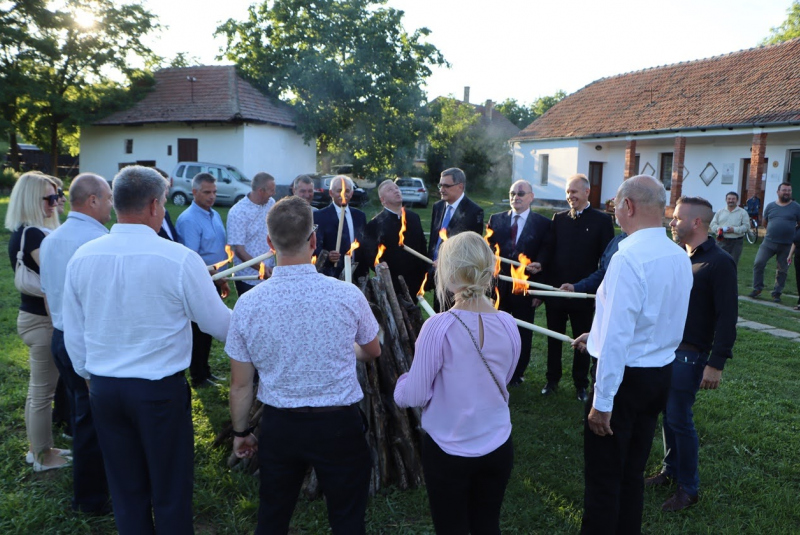   Összetartozás Napja- Spolupatričnosť obcí Medzibodrožia